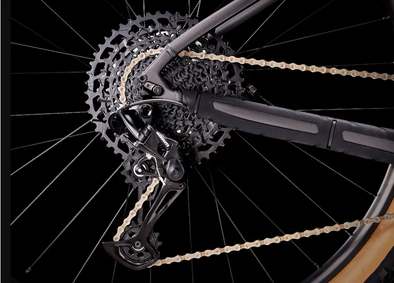 Trek Marlin 8 Gen 3 Hardtail Mountain Bike 2023 in Matte Black-6